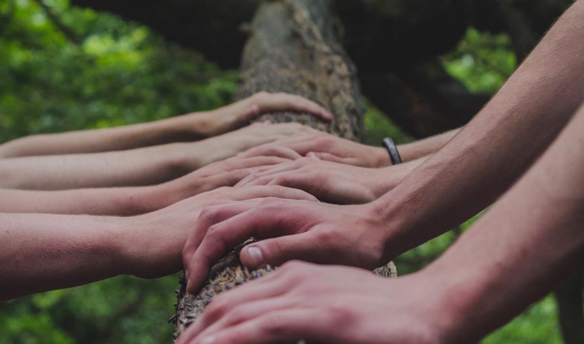 Benefits of Eating with our Hands